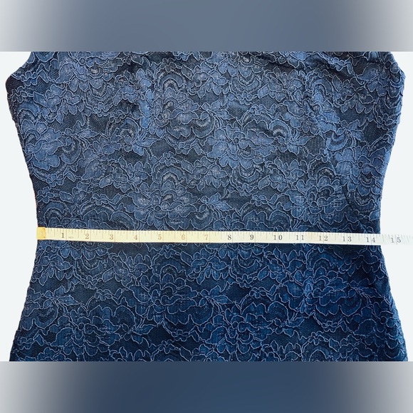 EUC LAUREN RALPH LAUREN Navy Lace Overlay Cap Sleeve Midi Sheath Dress Size 4 - Picture 12 of 14